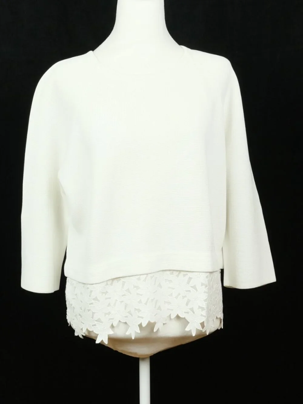 J. Crew Lace Hem Sweater White Size M Boho Casual Top - Picture 2 of 9